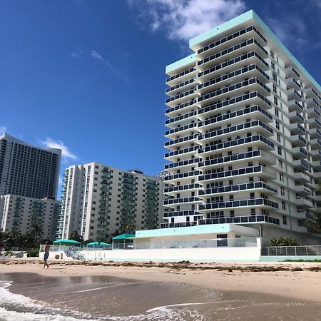 Atlantic Penthouse: Beachfront Luxury with Ocean Views Hollywood Exterior photo